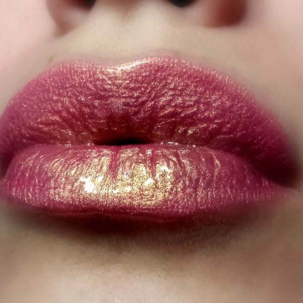 Summer Love - Duochrome Peach Pink with Golden Shimmer Lip Gloss - Vegan - Gluten Free - Fresh - Handmade Cruelty Free