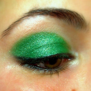Sombra de ojos verde esmeralda brillante - Natural - Mineral