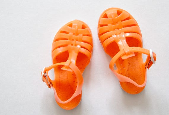 orange jelly sandals