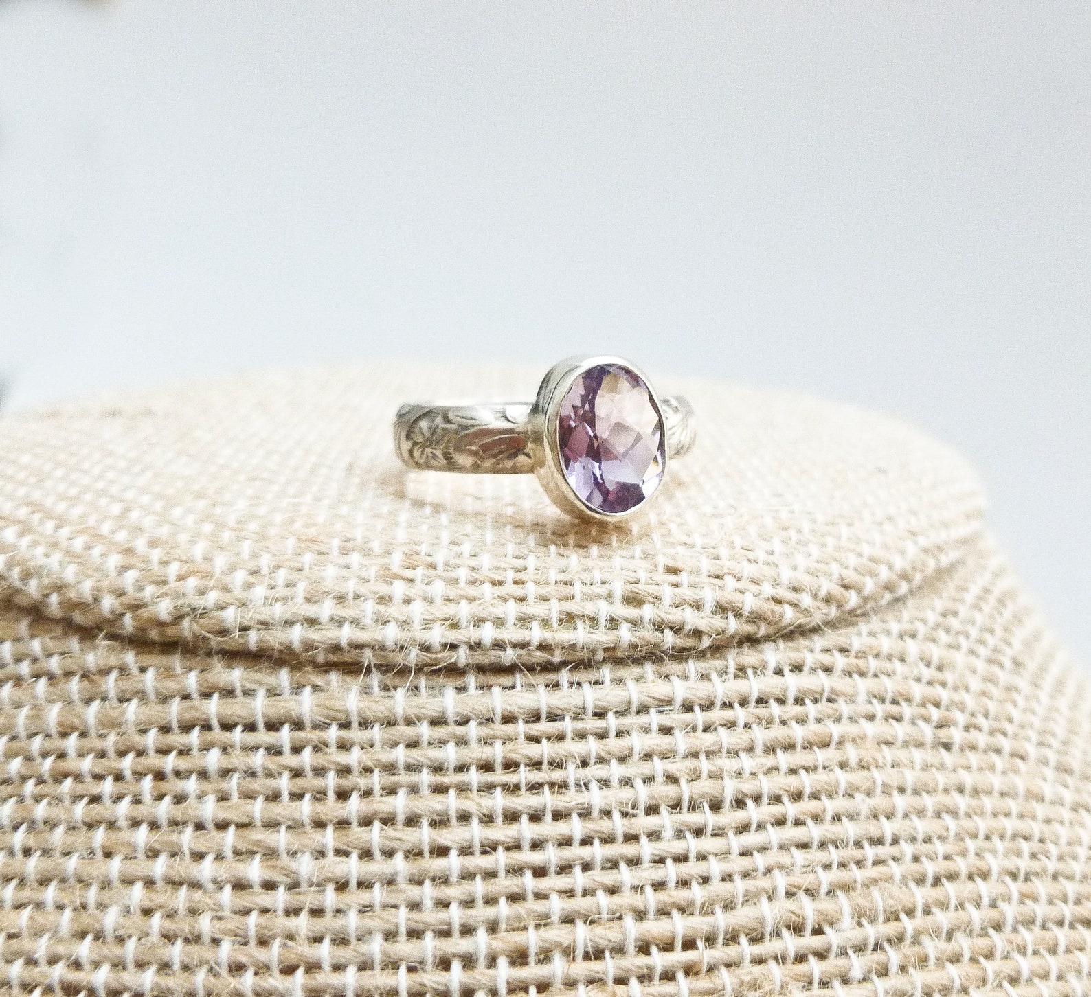 Bague En Argent 925 Sterling - Sertie D'une Améthyste Entourée D'or - Taille US 7.5