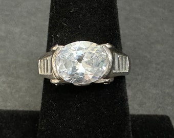 Amazing Sterling Silver Marked 925 Ring. Size is 7 1/2.