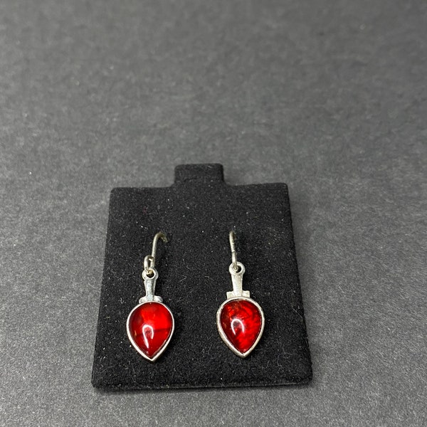 Pendientes rojo rubí en forma de lágrima de plata de ley
