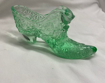 Fenton green slipper with diamond optic otter. #384