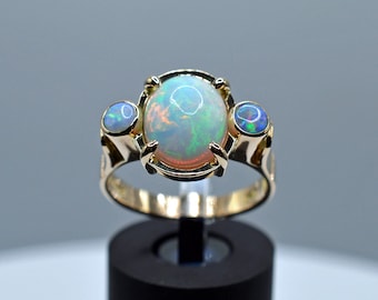 Opal 14k Gold Ring - Handcrafted