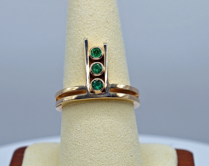 Emerald Modern Ring, 14k Yellow Gold - Handcrafted