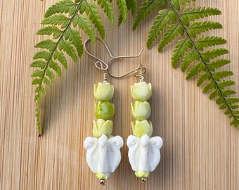 Gold White Clay Crown Flower with 3 Green Pakalana Beads