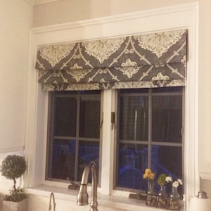 Kitchen Roman Shade, Made To Order, Handcrafted to Any Size, you provide the  fabric of your choice. Blackout Roman Shade Option
