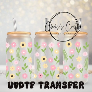 UVDTF Wrap Frühling Pastell Blumen 16 Unzen Dose Glasbecher Becher, Blumenverpackung, haftfertig, permanenter wasserdichter Klebstoff