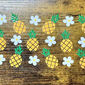 Pineapple Daisy UV-DTF Wrap Transfer (past op glas van 16 oz)