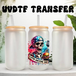 Sticker UVDTF papa squelette flippin Awesome Grill Father 16 oz canette mug verre, prêt à poser, adhésif imperméable permanent