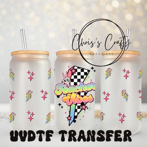 UVDTF UNIQUEMENT Wrap Retro Teacher Vibes boîte de 16 oz, gobelet en verre, emballage du professeur, prêt à poser, adhésif imperméable permanent