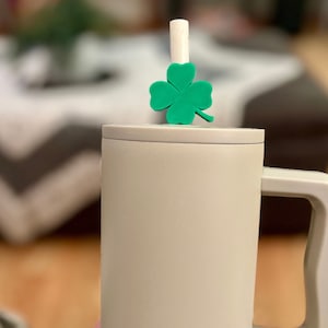 Clover Shamrock Green Straw Topper for straws