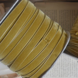 beurre bosc swiss Velvet 5/8" Band