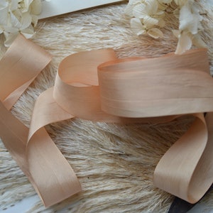 champagne bellini 1.25" silk ribbon warmer champagne