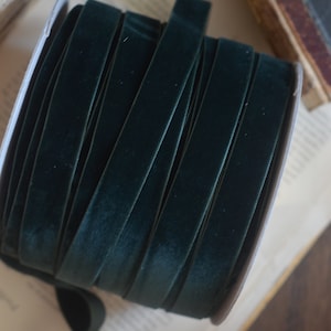 dark forest green 7/8&quot; wide swiss velvet