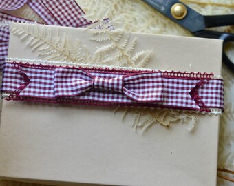 English 1" burgundy and white gingham
