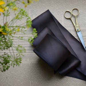 donker Frans gebraden bruin handgeverfd zijden satijnen lint