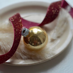 berry wine tinsel 5/8&quot; swiss velvet trim