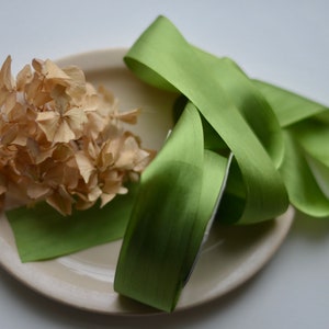 green silk 1.25&quot; ribbon