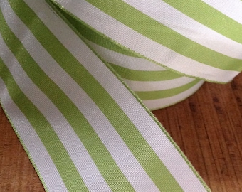 gestreept wit en groen lint 2"