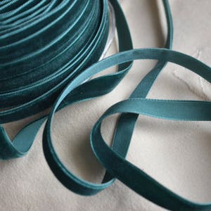 Groenblijvend fluwelen lint 3/8"