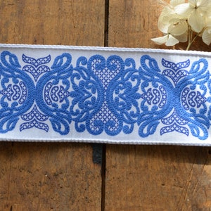 chinoiserie blue and white wired ribbon image 8