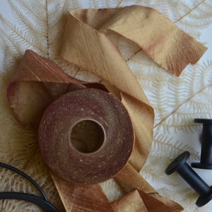 rohes sienafarbenes 5 cm Seidenband aus Dupionseide