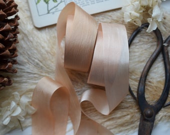 champagne bellini 1.25" silk ribbon