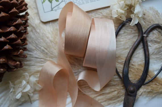 champagne bellini 1.25" silk ribbon
