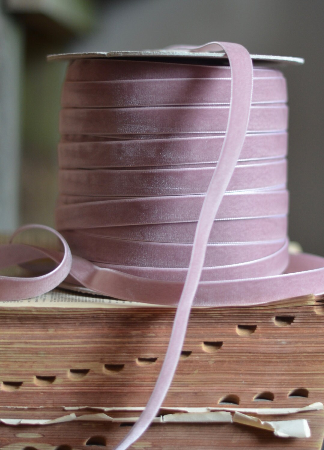 dusty rose mauve 5/8" wide swiss velvet ribbon