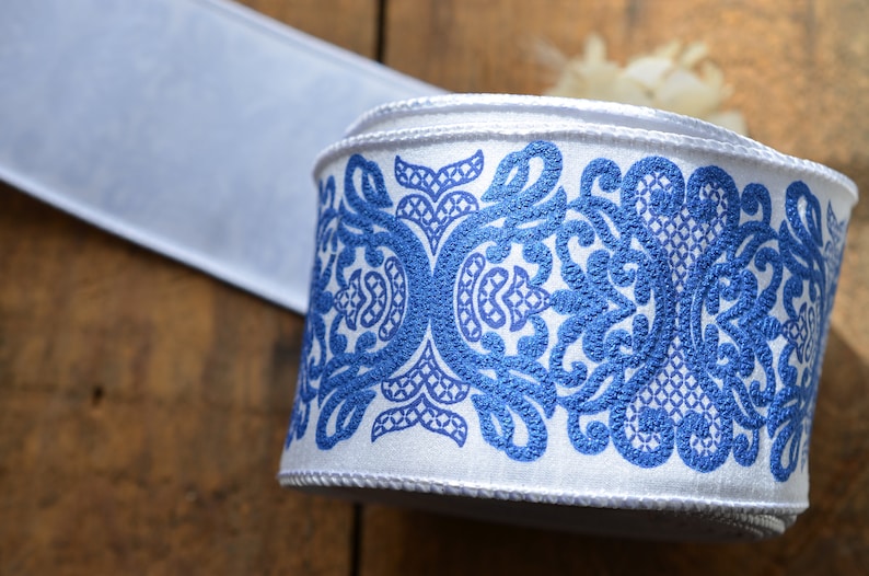 chinoiserie blue and white wired ribbon image 4