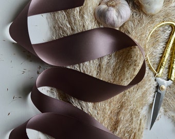 mocha frosting 1 1/2" wide satin