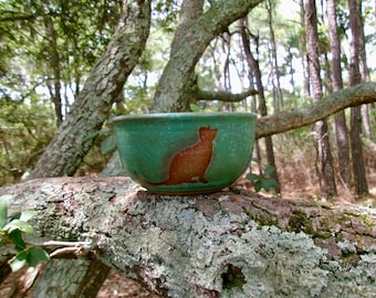 Cats are celebrated on this sweet little bowl