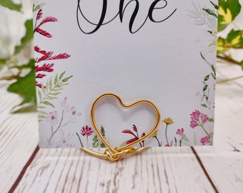 Handmade heart shape TABLE NUMBER / photo holders up to 5x7 inch cards. Any quantity, lots of colours, table settings, centerpiece, quirky