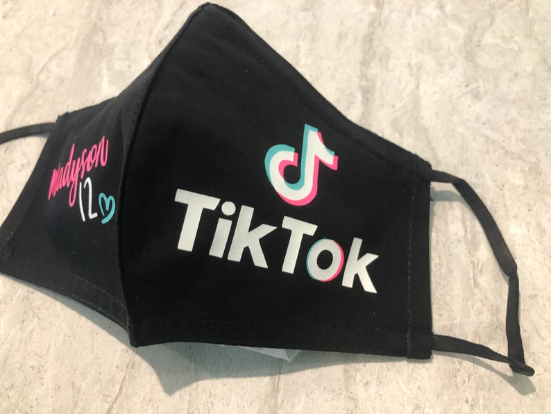 Máscara facial personalizada inspirada en Tik Tok Etsy