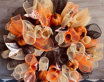 Plush Pumpkin Autumn Wreath