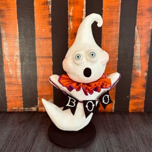 Vintage Halloween Style Folk Art Ghost