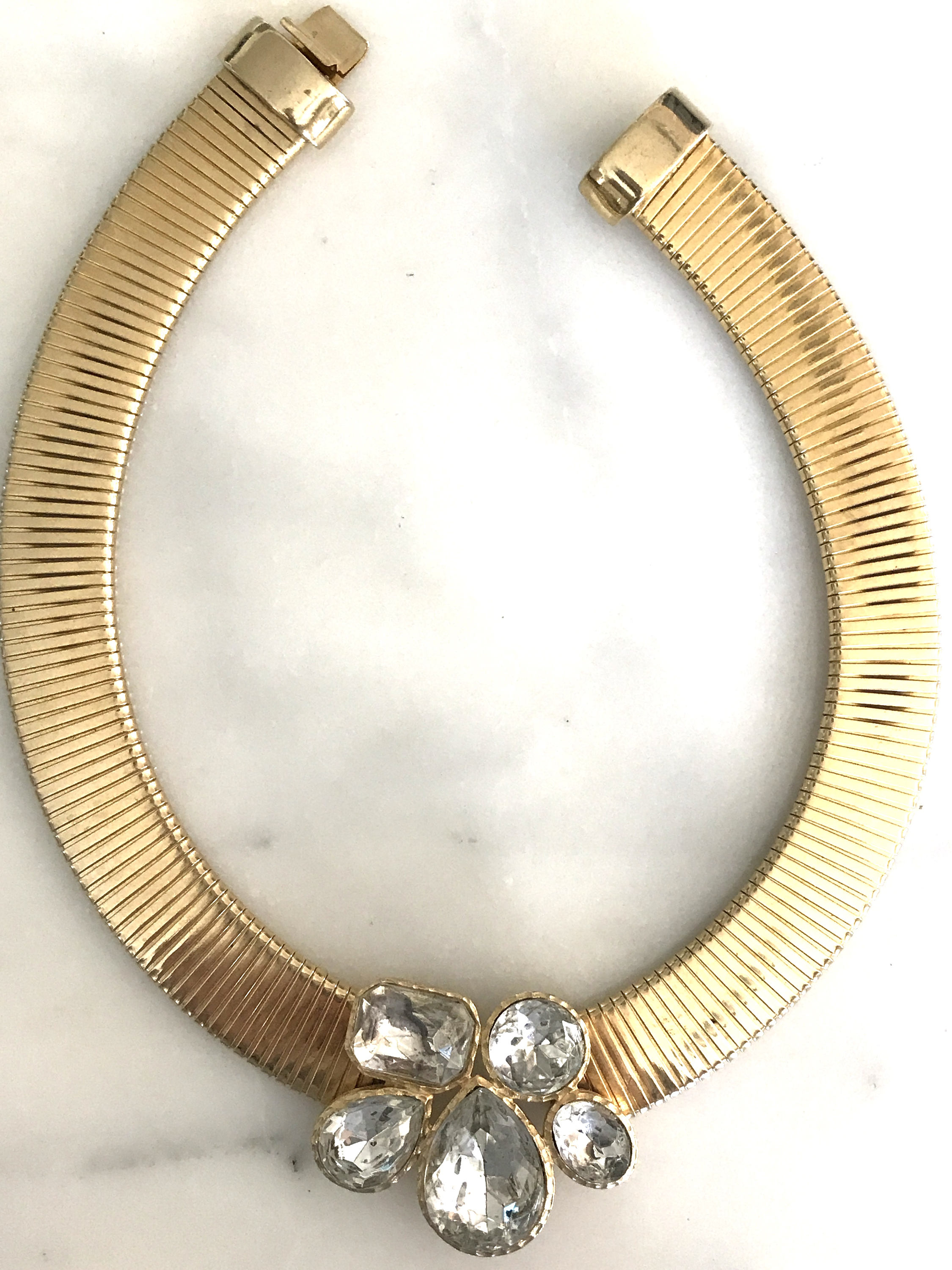 Collier Vintage Signé Kenneth Lane – Doré Et Restauré, Parfait Pour Un Look Rétro élégant
