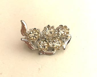 Vintage Rhinestone Cluster Brooch