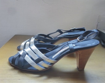 80s Baldinini sandals. 35.5 EU size. Vintage dead stock - Silver with black color summer leather heels, made in Italy. Excellent condition.
