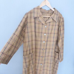 80s oversized outwear. 4XL size. Light brown plaid unisex coat with multicolor lines, two front pockets. In a very good vintage condition. image 2
