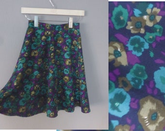 70s girl's skirt 8-9 years old. Blue hippie long skirt with multicolor flowers in A line, fully lined. In a very good vintage condition.