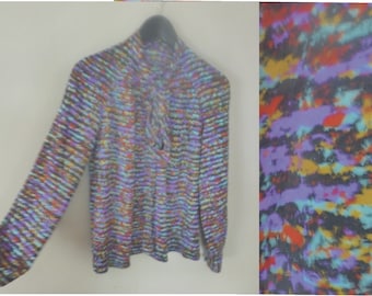 70s bow shirt. L size. Multicolor polyester painterly print formal blouse, custom made in Greece. In excellent vintage condition.