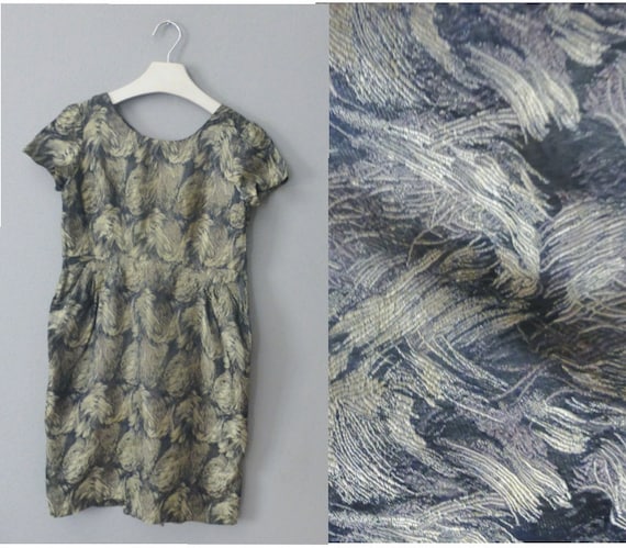 60s coctail dress. S size. Painterly print satin short sleeve custom made dress in gray/ black colors. In a very good vintage condition.