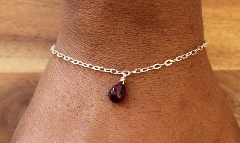 July/'s Birthstone Bridesmaid/'s Gift Ruby Bracelet on Sterling Silver Chain Ruby Peardrop Charm Bracelet