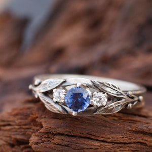 Saphir Verlobungsring: Keltische Triologie Silberring - Drei Steine Ring - Alternativer Verlobungsring Wikinger - Blauer Verlobungsring