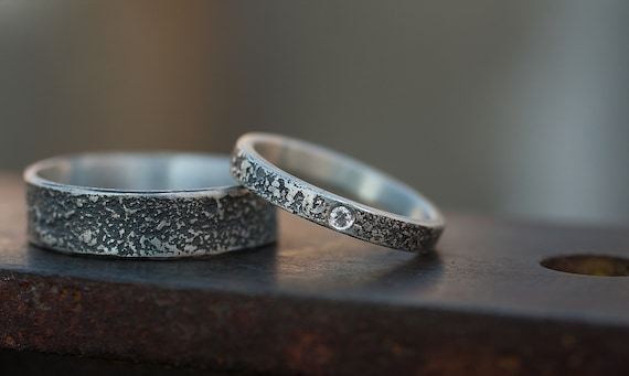 Matching Rings for Couples: Wedding Band Set His and Hers ,silver Wedding  Bands Set, Rustic Wedding Bands, Black Wedding Bands - Etsy