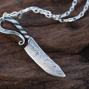Collier de couteau en argent sterling Pendentif couteau viking forgé couteau viking pour lui cadeau de fête des pères amulette guerrière image 1