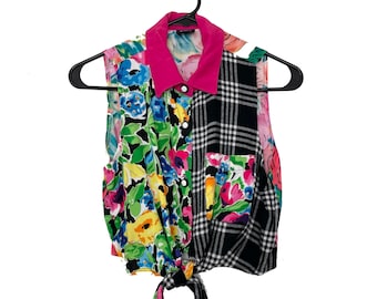 Vintage 90s Tie Front Printed Cropped Button Down