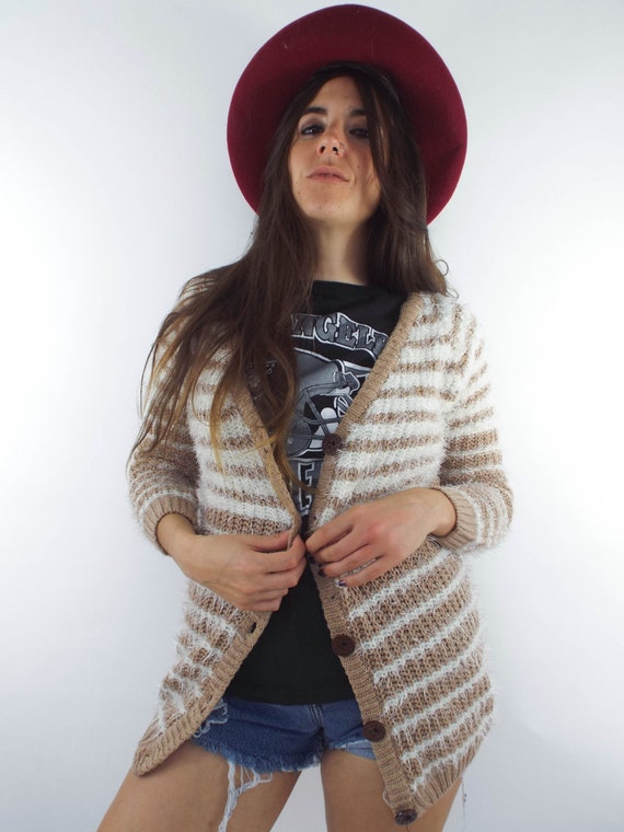 Vintage 90s Tan and White Fuzzy Striped Cardigan - image 4